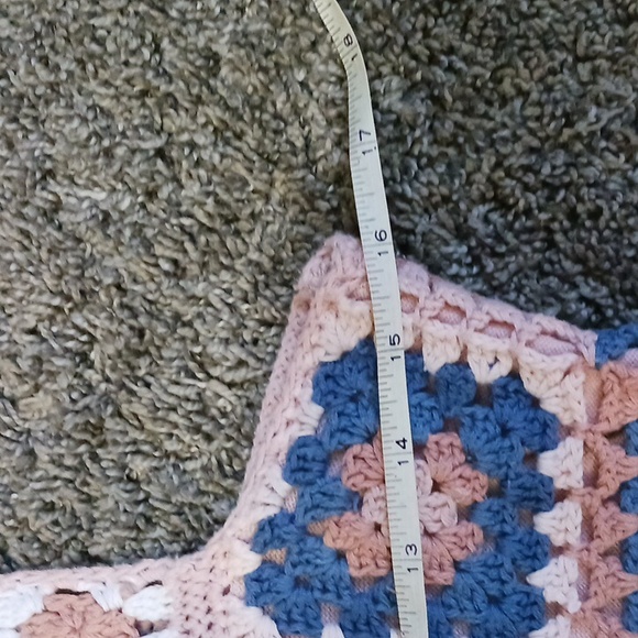 American Eagle granny square crocheted sweater tank - L - Picture 6 of 7